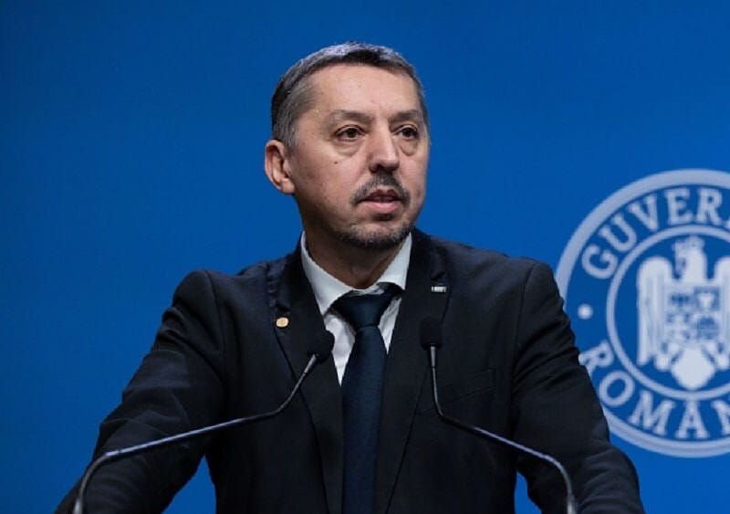 Ministerul Educației lansează consultarea publică pentru noile programe școlare de clasa a IX-a