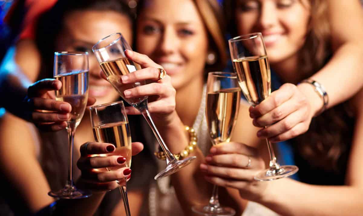 România sărbătorește astăzi Soborul Sfinților Arhangheli Mihail și Gavriil