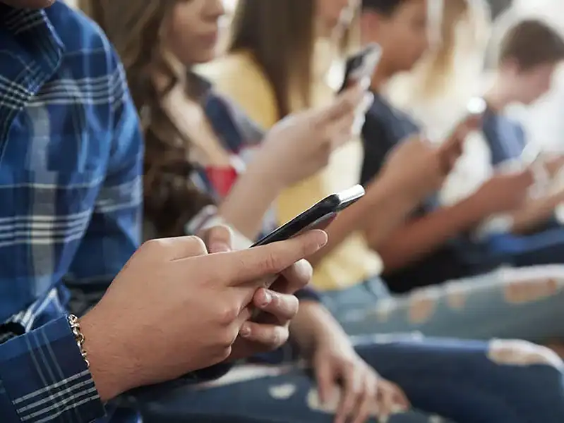 Românii din străinătate vor putea suna acasă fără costuri suplimentare de la 2029