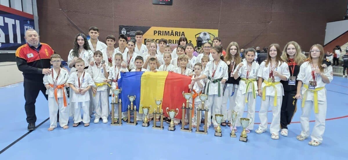 Karate N Panuta Romanian Open Buc oct 25 lot Tl
