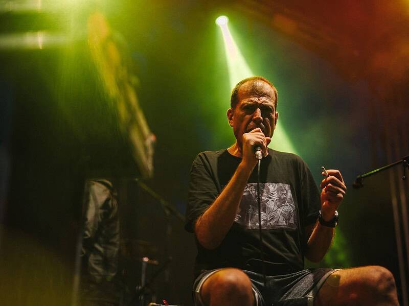 Artan, una dintre cele mai importante voci ale rockului românesc, a murit la 64 de ani