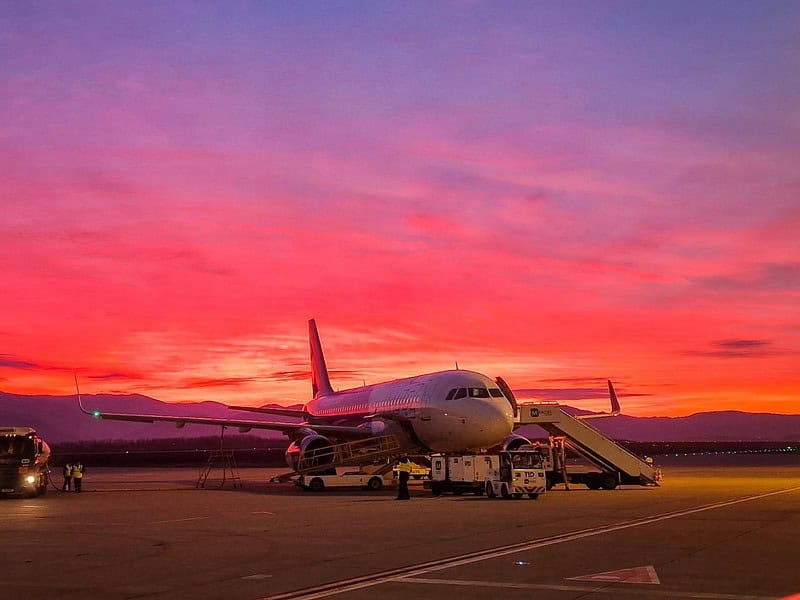 Duminica devine ziua ideală pentru rezervarea zborurilor economice