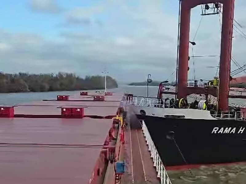 nava ciocnire mila 44