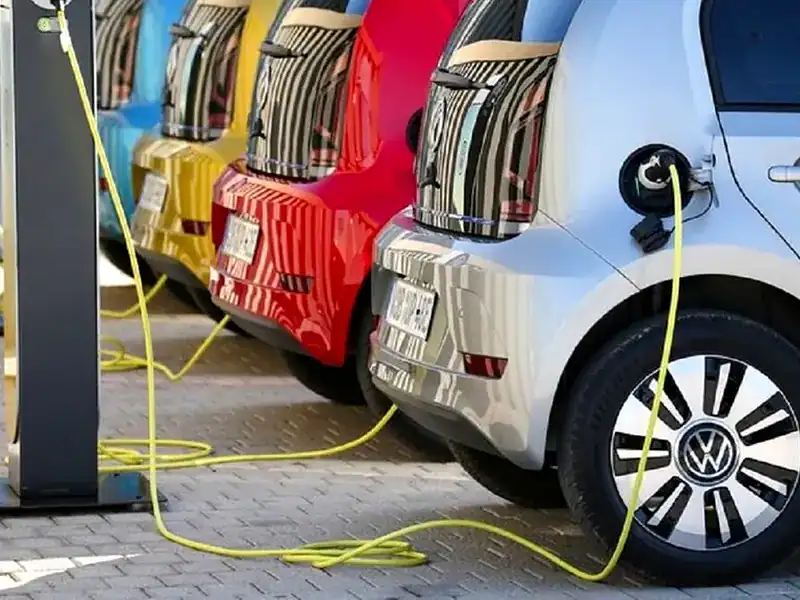 staii incarcare masini electrice