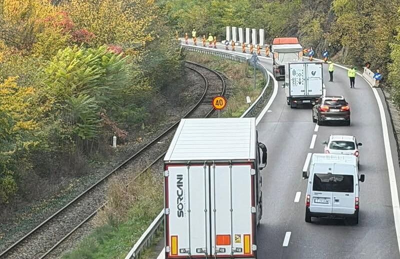 Traficul pe DN7 – Valea Oltului blocat de scurgeri de GPL, intervenție de urgență în curs