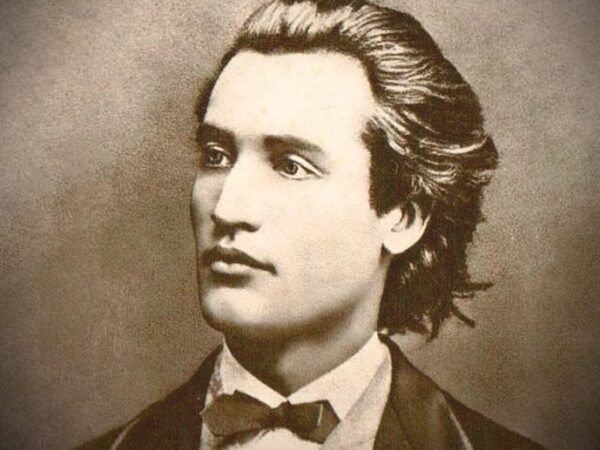 Ziua Culturii Naționale la Tulcea: elevii din școli și licee îl celebrează pe Mihai Eminescu