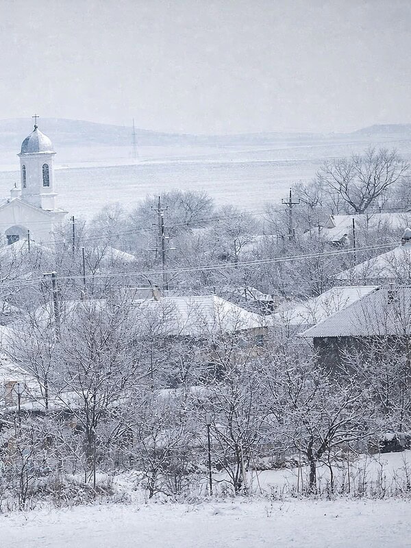 Prizonieră în propria casă la -10 grade! O bătrânică din Tulcea a cerut ajutor disperată pe Facebook / foto