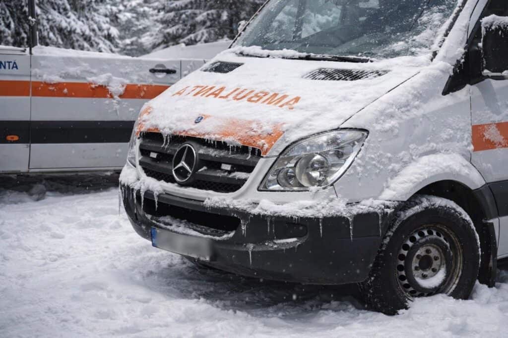 Zile de coșmar din cauza gerului la Tulcea: Hipotermii, caz sever și ambulanțe solicitate la foc continuu