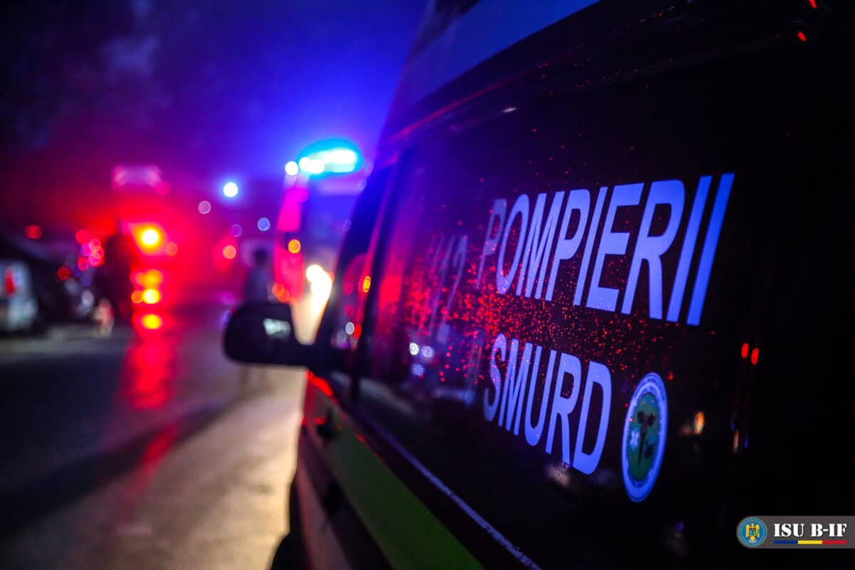 ambulanta smurd pompierii accident interventie noaptea isu bucuresti ilfov