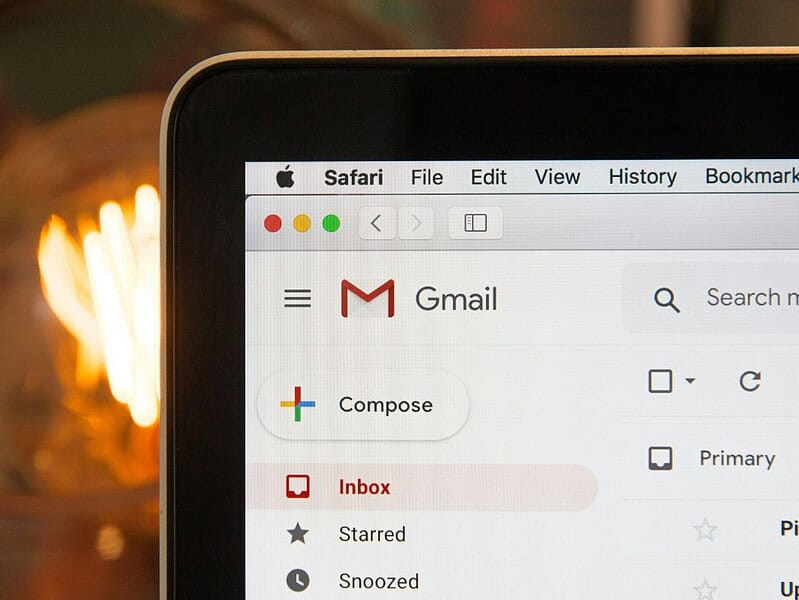 Atacuri cibernetice masive vizează milioane de utilizatori Gmail cu datele compromise