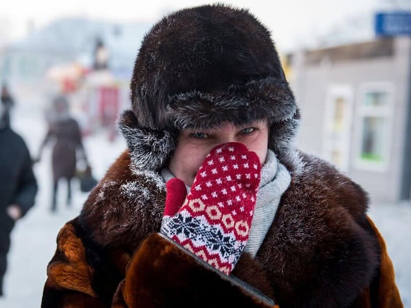 Ger intens și precipitații mixte afectează România în următoarele zile