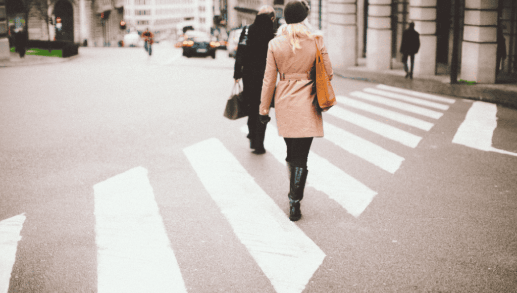 Peste 85% dintre muncitorii „la negru” din Tulcea sunt femei. Patronii riscă sancțiuni uriașe