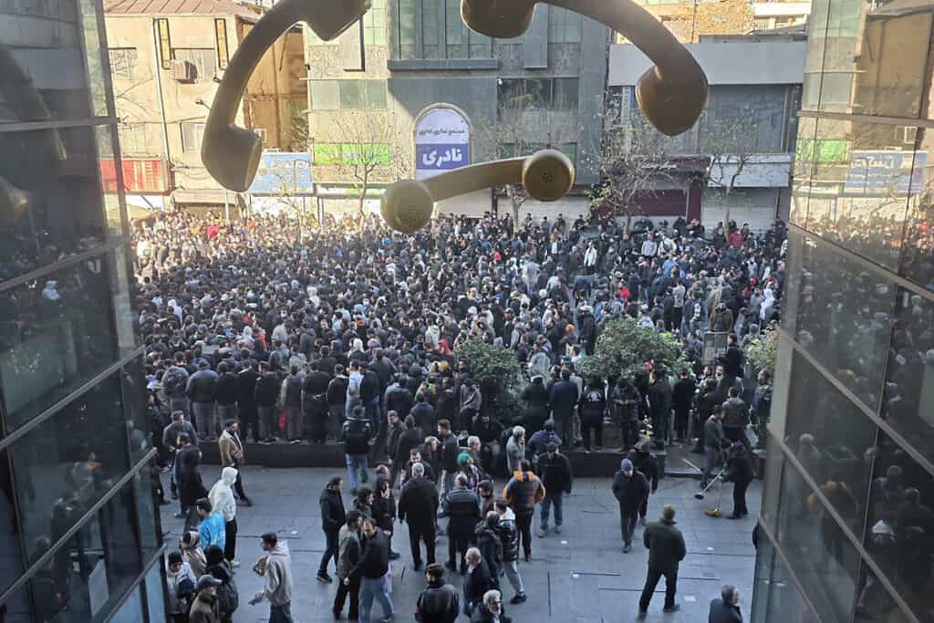 Iranul în flăcări după săptămâni de proteste sângeroase împotriva regimului de la Teheran