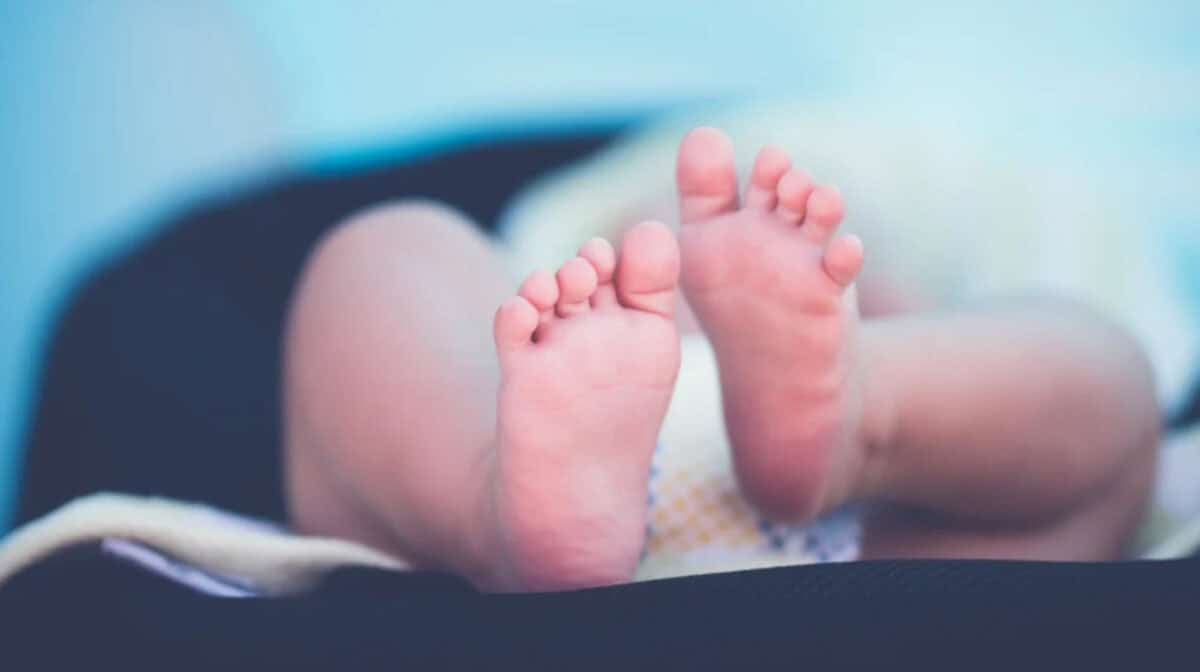 Mamă reținută în Alba după ce și-a ucis copilul nou-născut într-un caz socant de omor