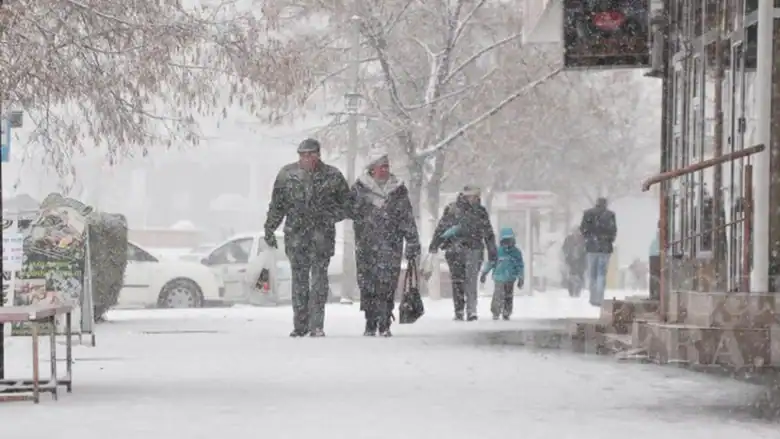 Val de frig sever afectează țara cu temperaturi extrem de scăzute și precipitații mixte
