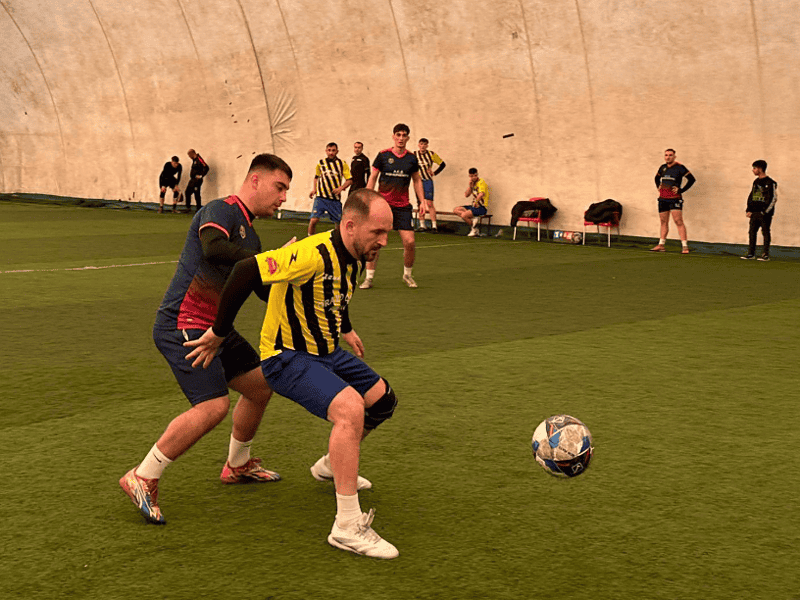 Finală cu scântei la minifotbal! Viitorul Frecăței și Convenabil Deltarom se luptă pentru trofeu pe 21 februarie / foto