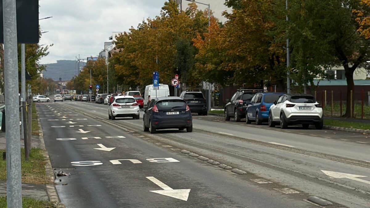 Ceața densă afectează circulația pe drumurile din România cu vizibilitate redusă în mai multe județe