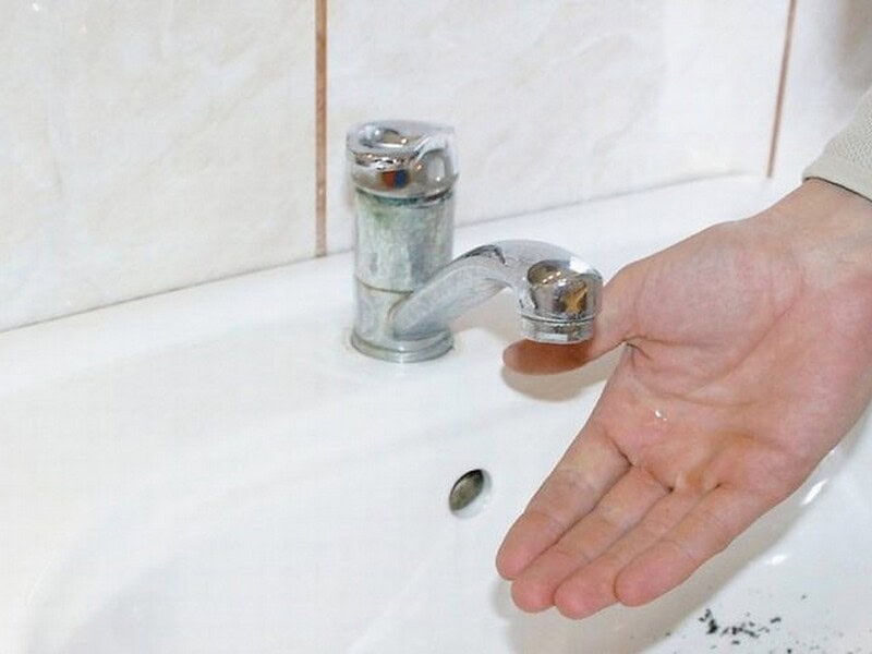 Probleme majore la alimentarea cu apă în Măcin și Carcaliu. Locuitorii, rugați să reducă urgent consumul