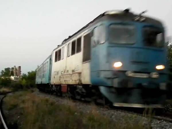 Furturi de componente feroviare perturbă circulația trenurilor în București și Petroșani