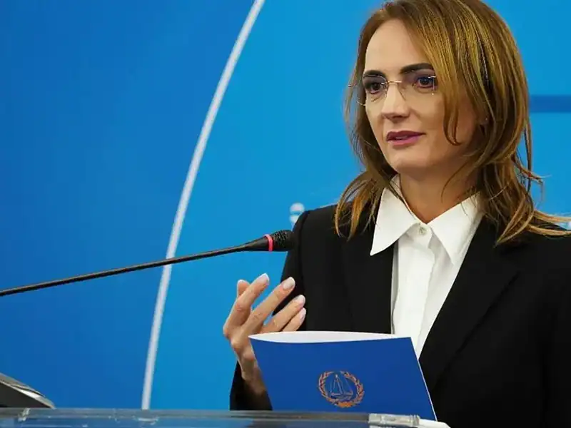 Lia Savonea amenință cu acțiuni europene după decizia CCR privind pensiile speciale