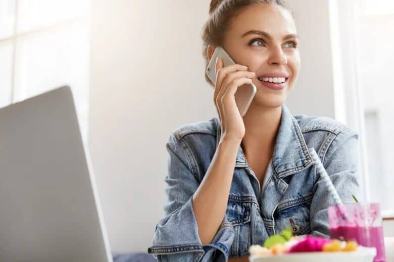 Majorarea tarifelor la Orange România și Vodafone din aprilie 2026 cu 6,8% din cauza inflației