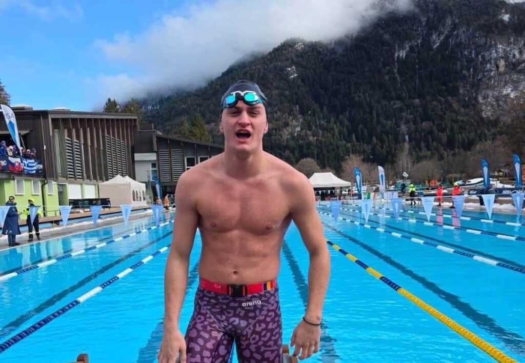 Tulcea are un campion european! Matei Neculai, medalie de bronz la înot în ape înghețate / foto