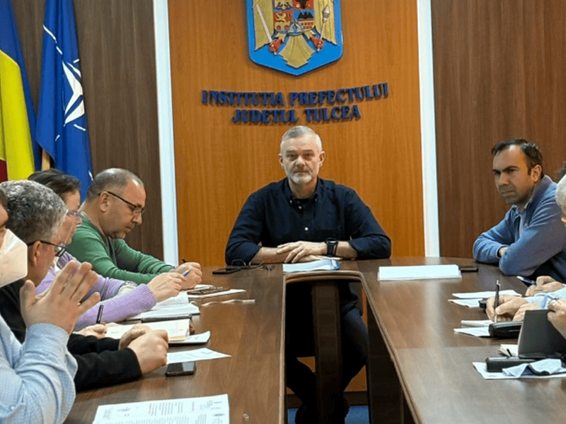 La Tulcea, în ședința despre vaccinare: O persoană cu rujeolă poate îmbolnăvi până la 18 oameni. Prefectul cere atenție pentru vârstnici