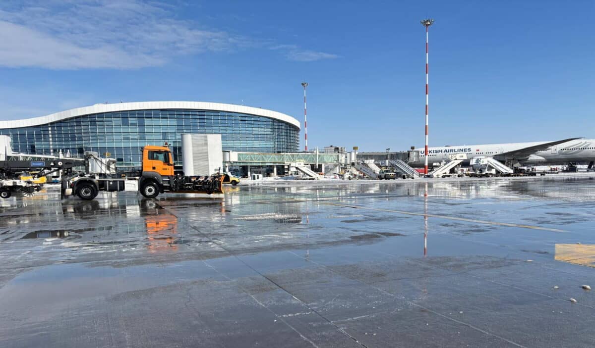 Aeroportul Henri Coandă anulează 28 de zboruri din cauza conflictului din Orientul Mijlociu