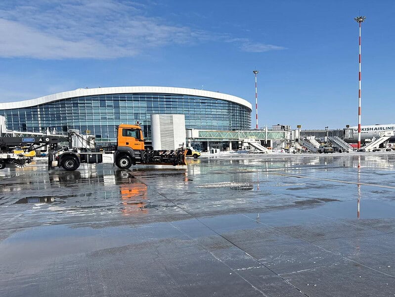 Aeroportul Henri Coandă anulează 28 de zboruri din cauza conflictului din Orientul Mijlociu