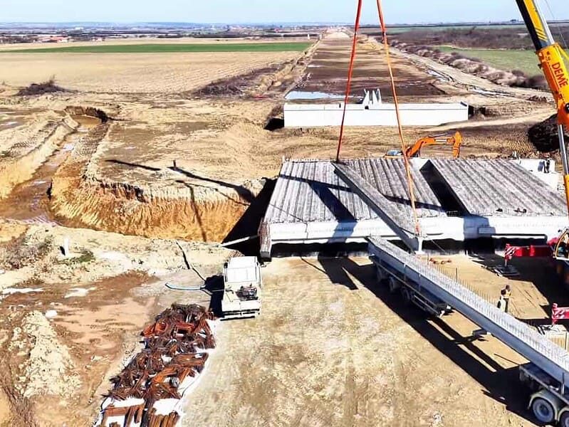 Autostrada Transilvania avansează rapid pe tronsonul Chiribiș – Biharia cu 35% execuție