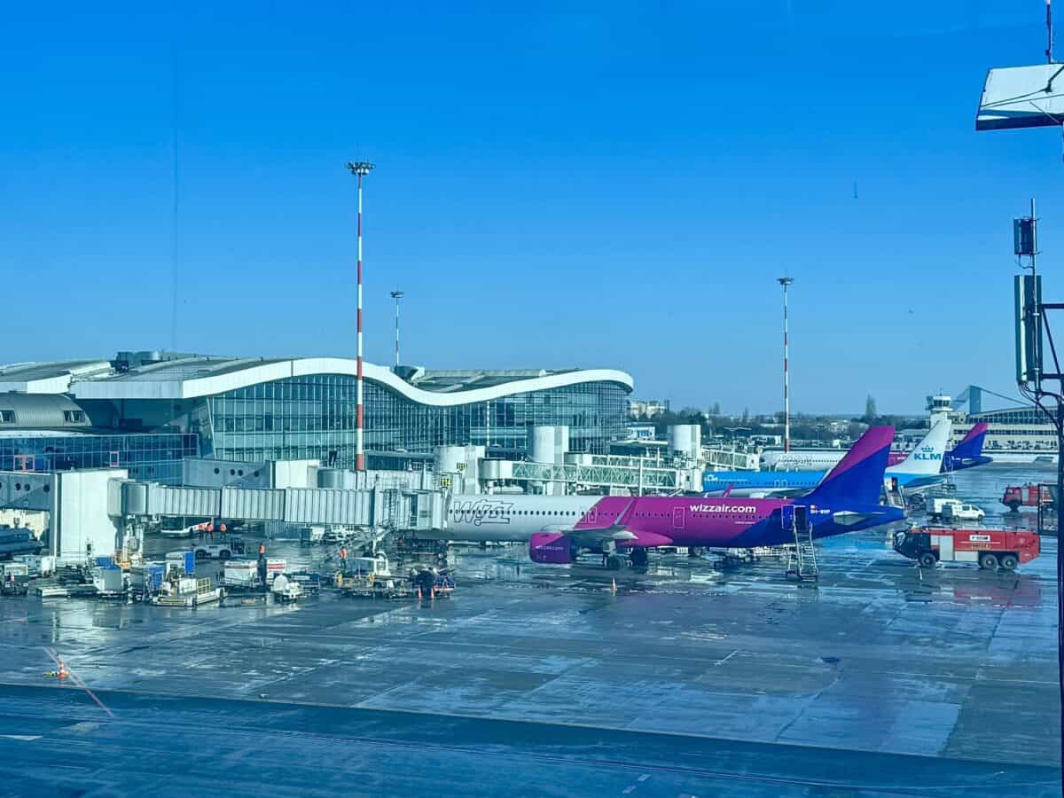 Conflictele din Orientul Mijlociu provoacă anularea a 35 de curse aeriene la București