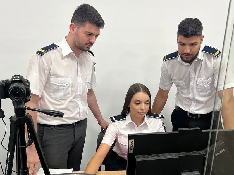 Documente necesare pentru copiii care călătoresc din România în 2026 fără pașaport