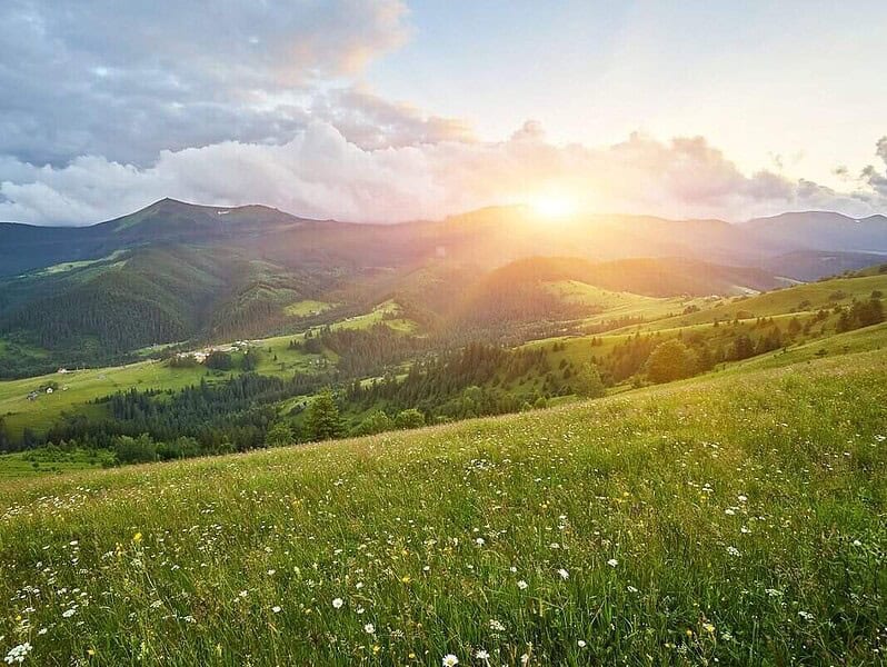 Meteorologii prognozează un interval de variabilitate termică în următoarele două săptămâni