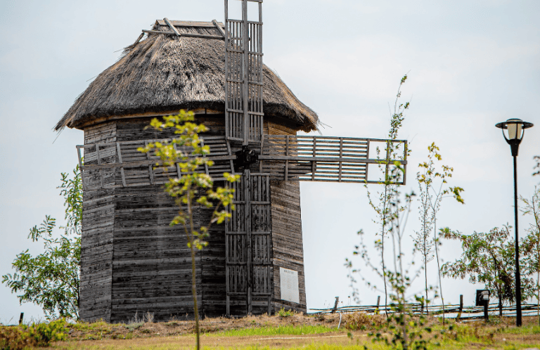 muzeul satului tulceaa foto Marius Neacsu