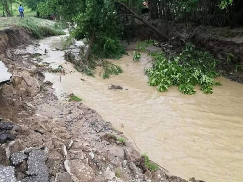 Cod portocaliu de inundații în nord-estul țării și avertizări pentru 17 județe