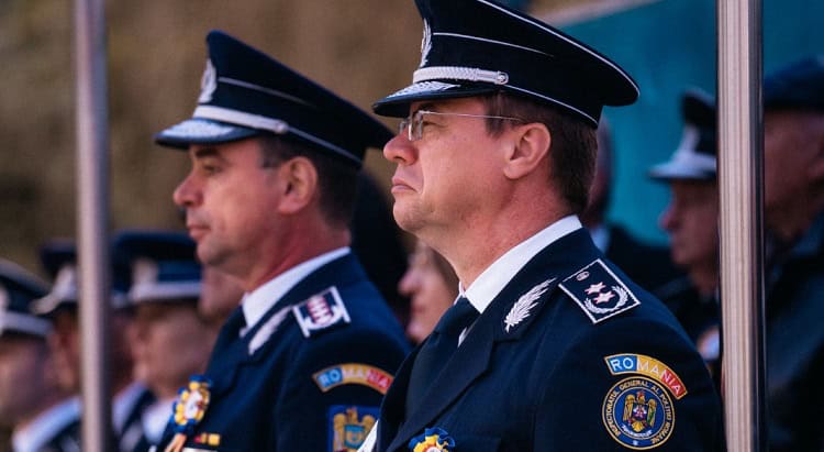 Concursurile din Poliția Română lasă sute de posturi de conducere neocupate