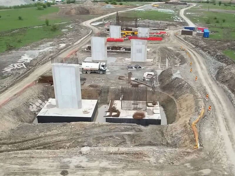 Se fac angajări pentru șantierul autostrăzii Sibiu – Făgăraș: posturi cheie scoase la concurs