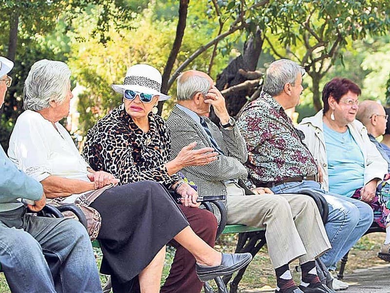 Studii recente arată cum percepția asupra bătrâneții s-a schimbat de-a lungul timpului