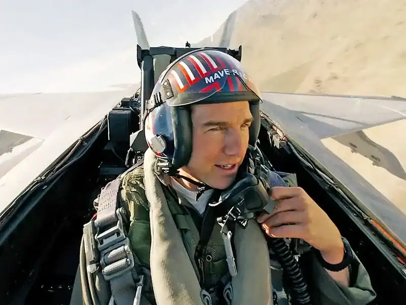 Tom Cruise revine în rolul lui Maverick pentru Top Gun 3 anunțat de Paramount Pictures