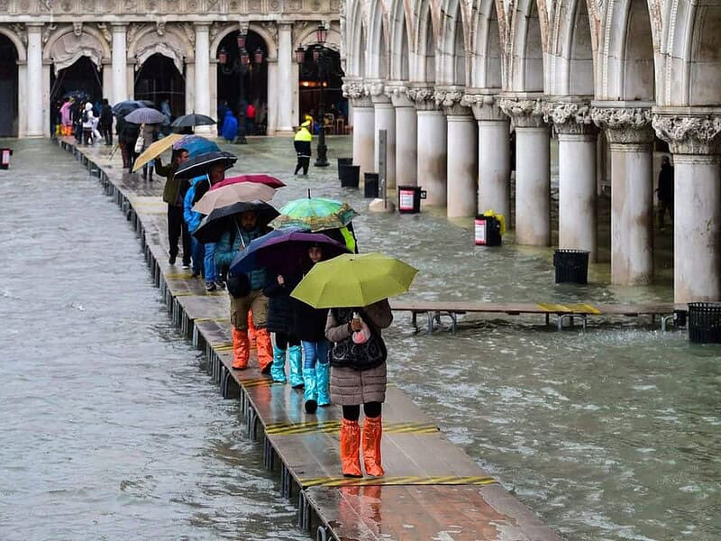 Veneția riscă relocarea completă din cauza creșterii alarmante a nivelului mării