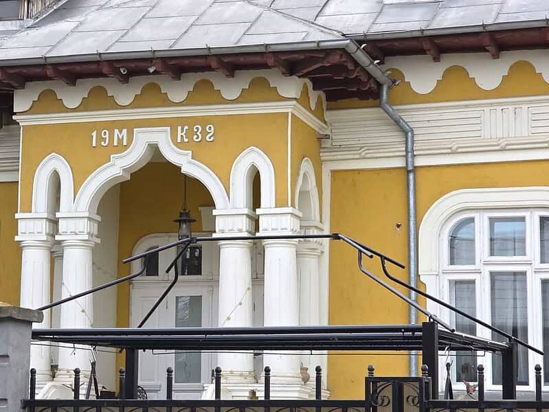 Casa construita de Manole Kalcandi