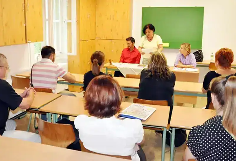 Anunț important pentru profesori: cum se desfășoară înscrierea la Titularizare 2026