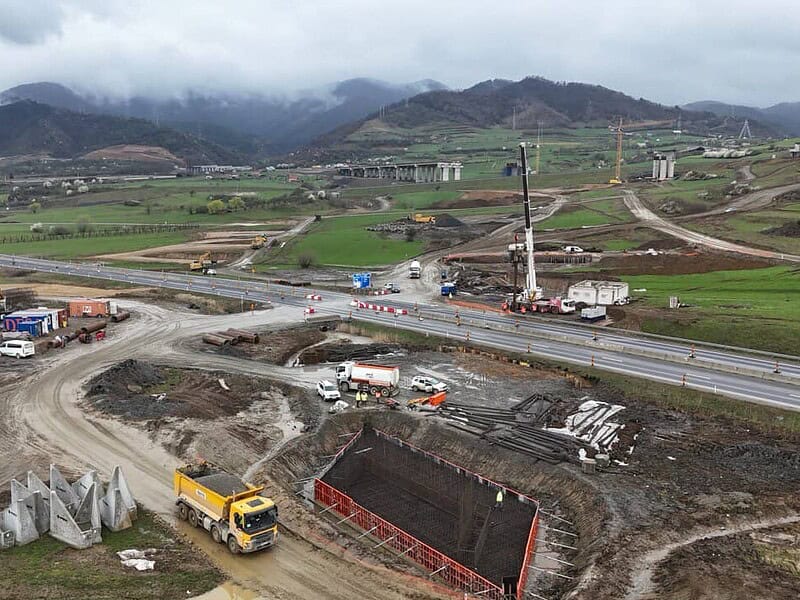 CNIR lansează o platformă unde românii pot reclama problemele de pe șantierele de drumuri