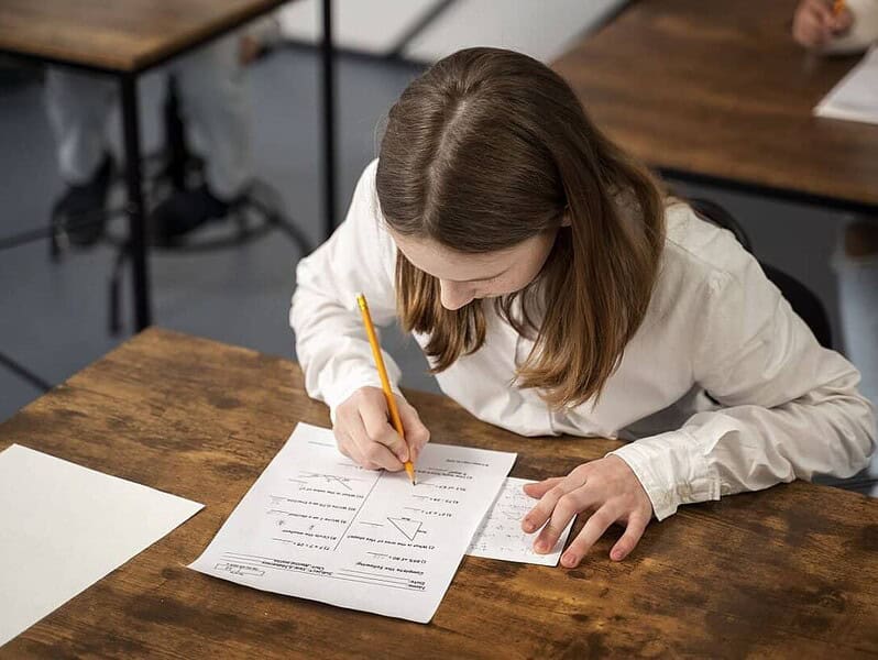 Eroare majoră la Matematică, la Evaluarea Națională de clasa a IV-a: răspunsul corect lipsea din variante