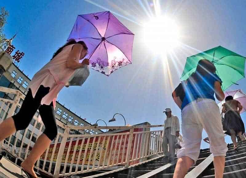 Românii trec de la frig istoric la căldură de vară: minime record la 28 de stații, urmate de zile de vară și furtuni