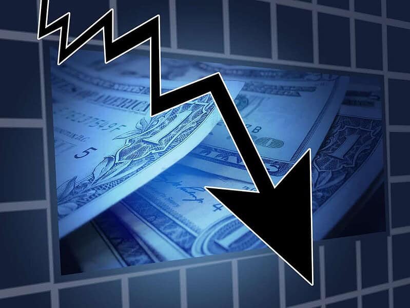 Semnale de alarmă în economie: lumea riscă o nouă criză ca în 2008