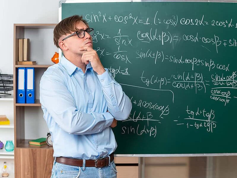 Un tânăr a rezolvat cu ChatGPT o problemă de matematică veche de 60 de ani