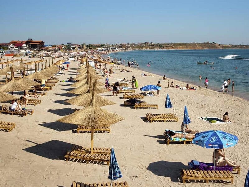Unde merg românii la mare în 2026: cele mai apreciate plaje, cu bune și rele