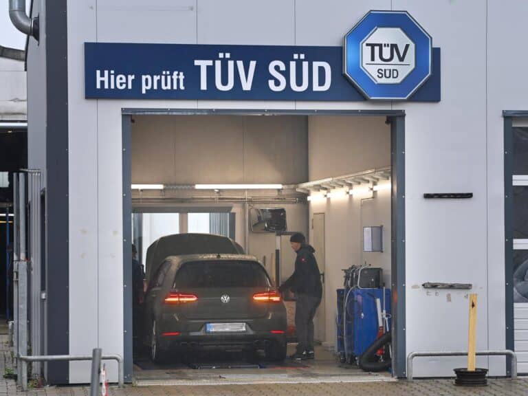 Uniunea Europeană schimbă regulile: ITP-ul pentru mașinile înmatriculate în România va putea fi făcut și în străinătate