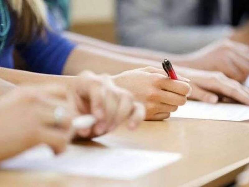 Prima probă a Evaluării Naționale în Tulcea. Peste 1.400 de absolvenți de gimnaziu au intrat în examen